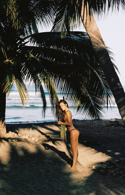 BIKINI RENU